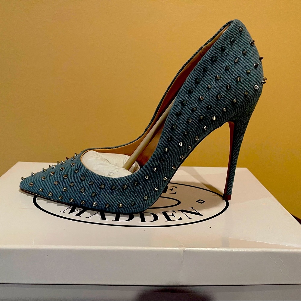 Brand New Steve Madden